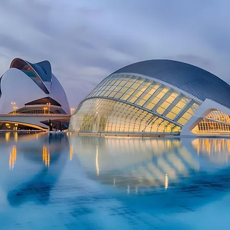 Era Deluxe Oasis 1 Near The Valencie