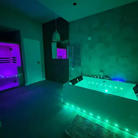 Apartament Era Deluxe Oasis 1 Near The Walencja